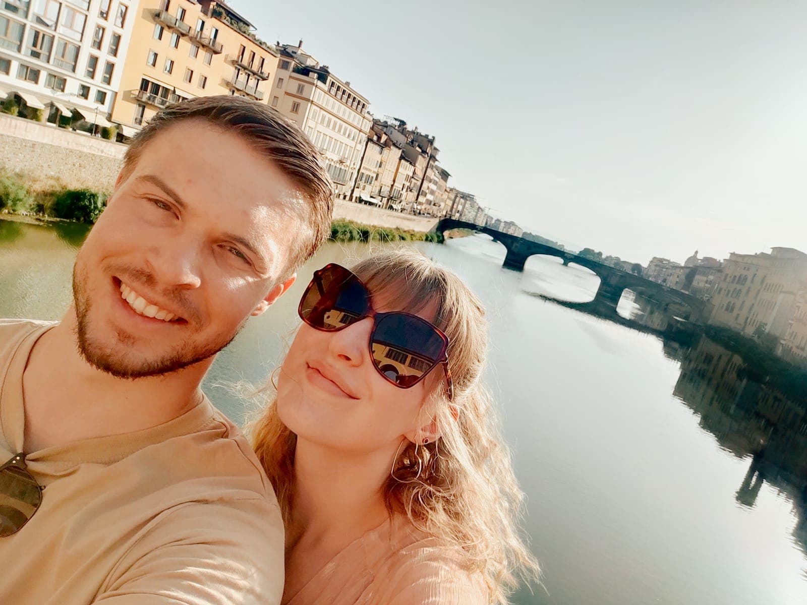 Selfie vor dem Ponte Vecchio in Florenz